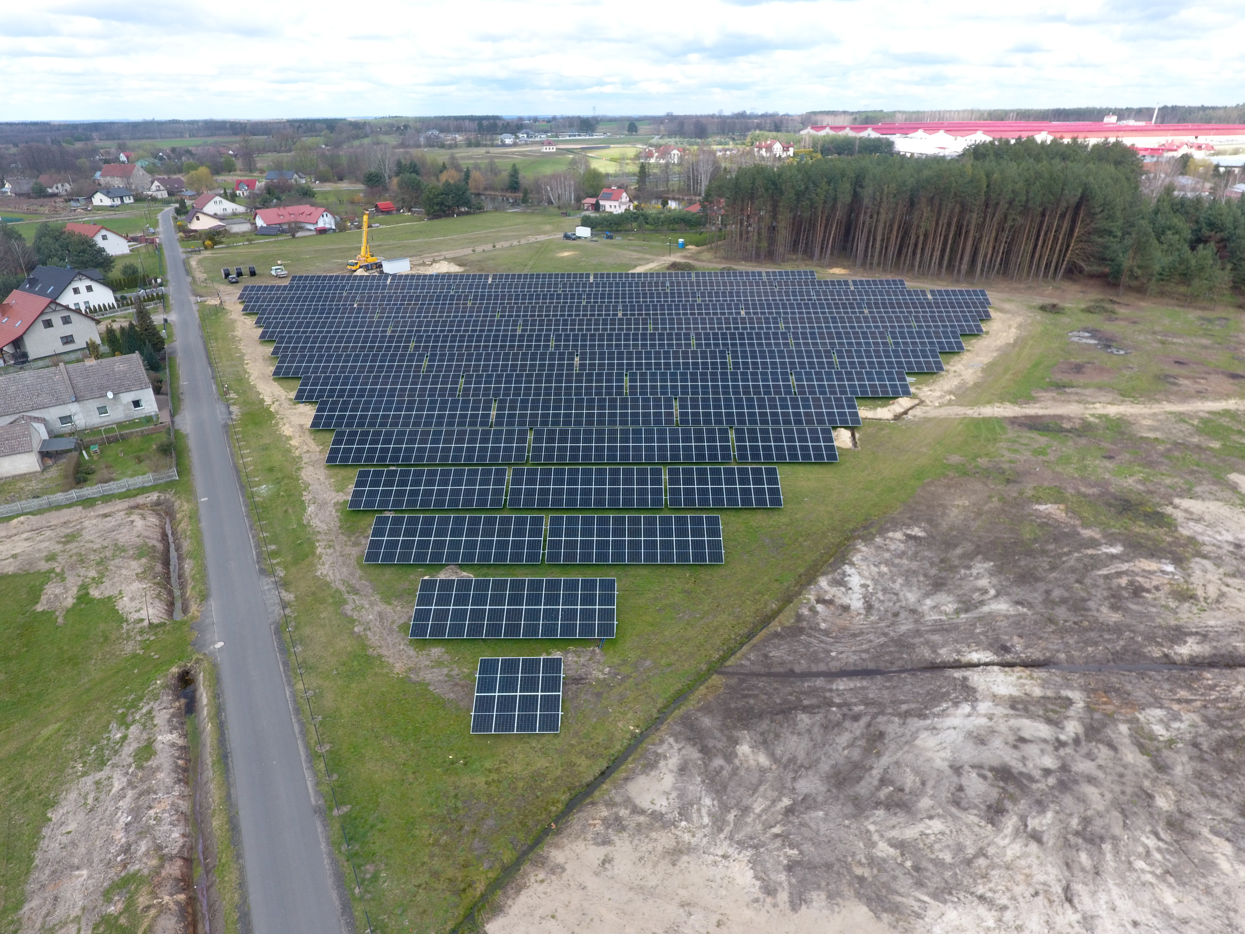 Farma fotowoltaiczna Domainstar w Goszczu - widok z lotu ptaka